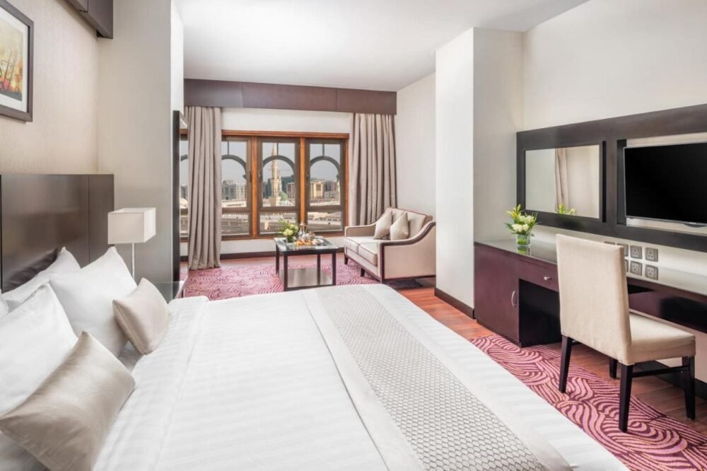 غرف فندق واجهة طيبة