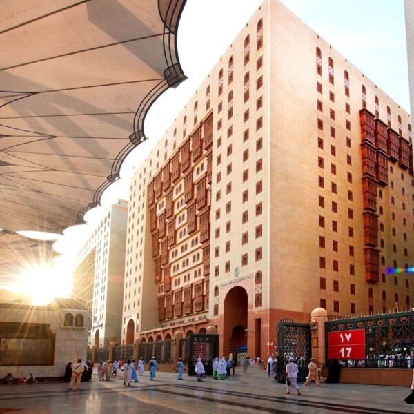 فندق واجهة طيبة