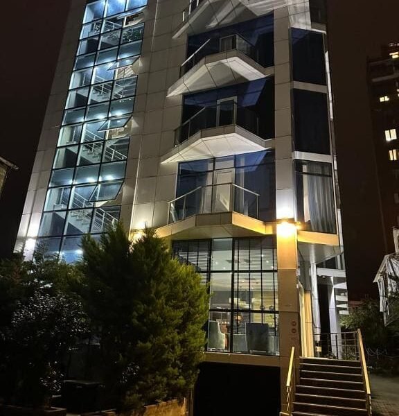 فندق تسيريتيلي بالاس