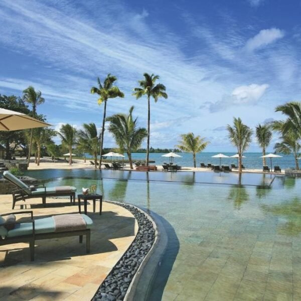 Anahita Golf & Spa Resort منتجع