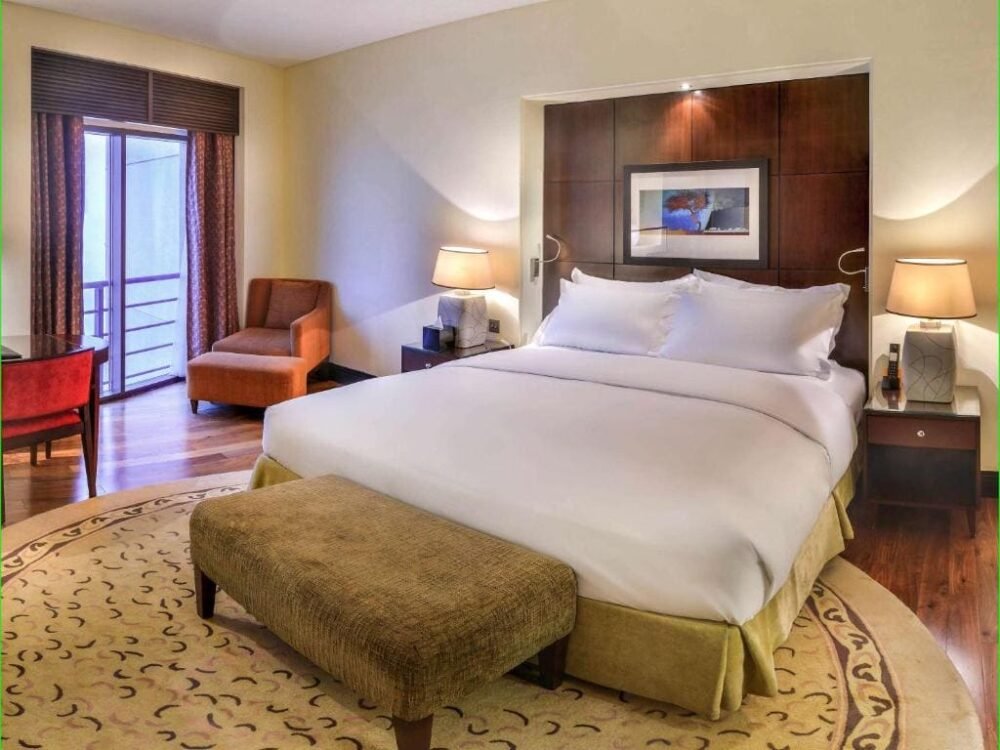 غرفة فندق سوفيتيل كورنيش الخبر