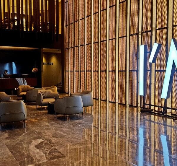 فندق إي إم I'M Hotel