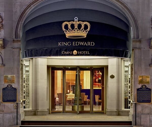 فندق ذا أومني كينج إدوارد The Omni King Edward Hotel
