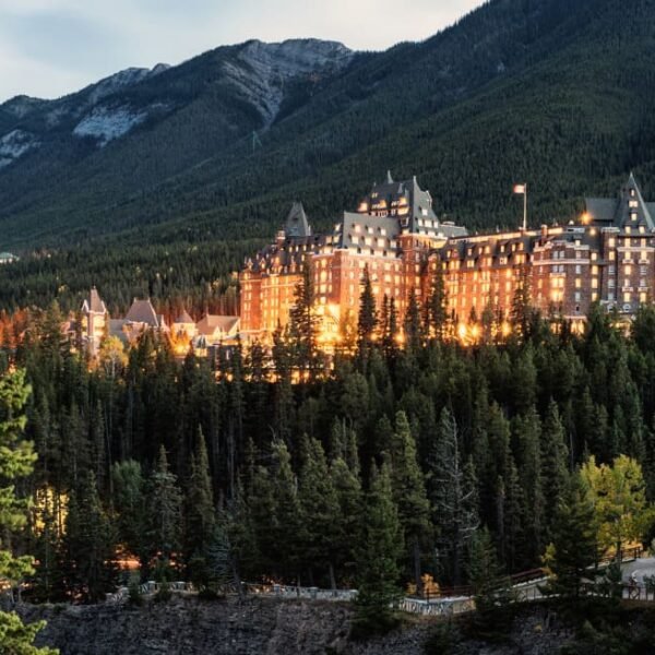فندق فيرمونت بانف سبرينغز Fairmont Banff Springs