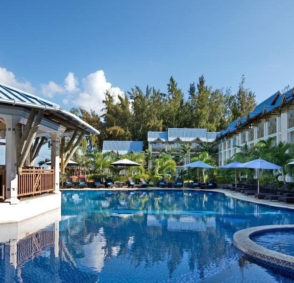 منتجع Pearle Beach Resort & Spa