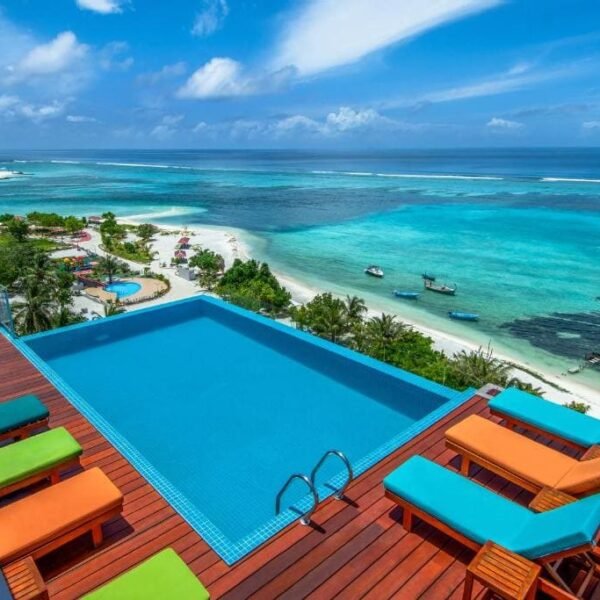 منتجع Triton Prestige Seaview and Spa