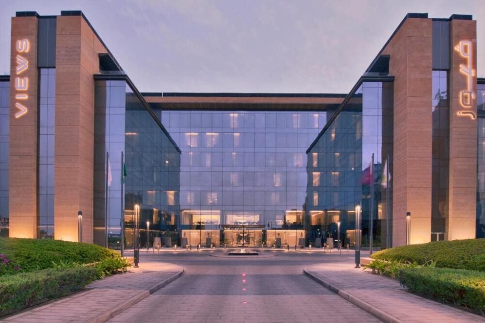 فندق فيوز آند ريزيدنسز