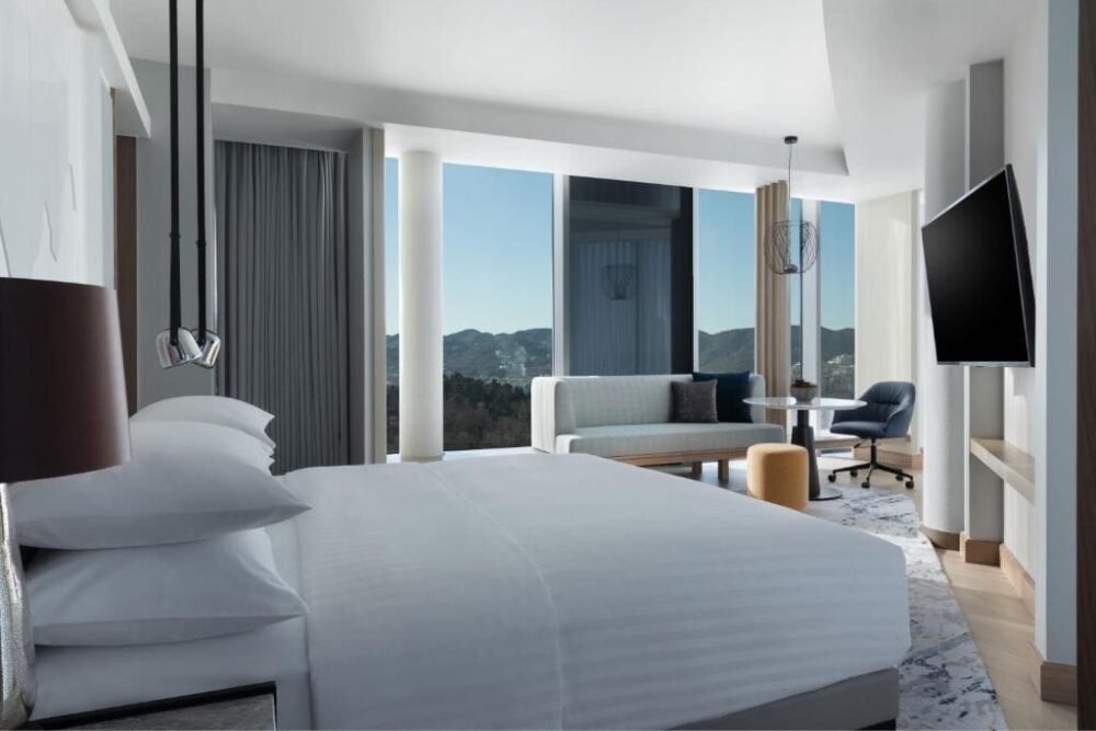 غرفة فندق تيرانا ماريوت